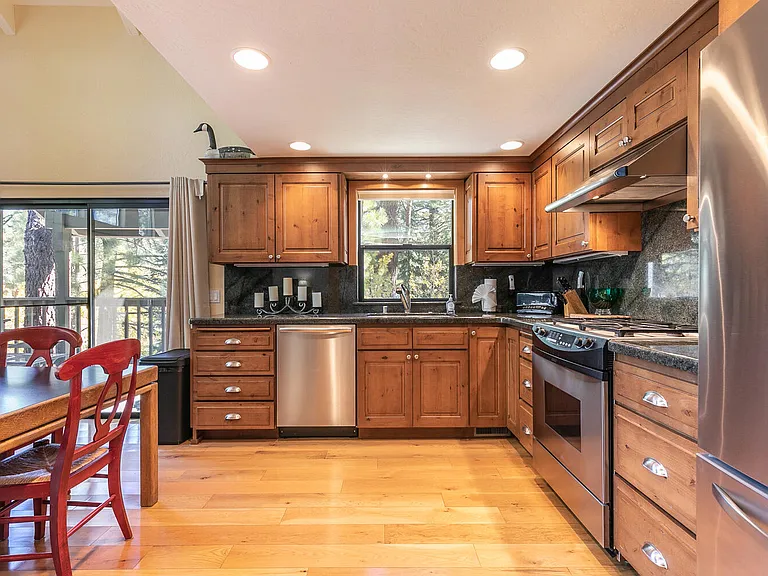 130 Basque Dr — Photo 7