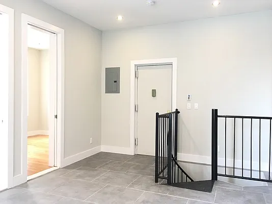 Rented by Keyo  | media 52