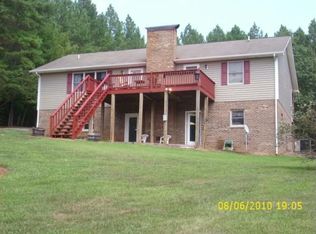 863 Crystal Bay Dr, Denton, NC 27239