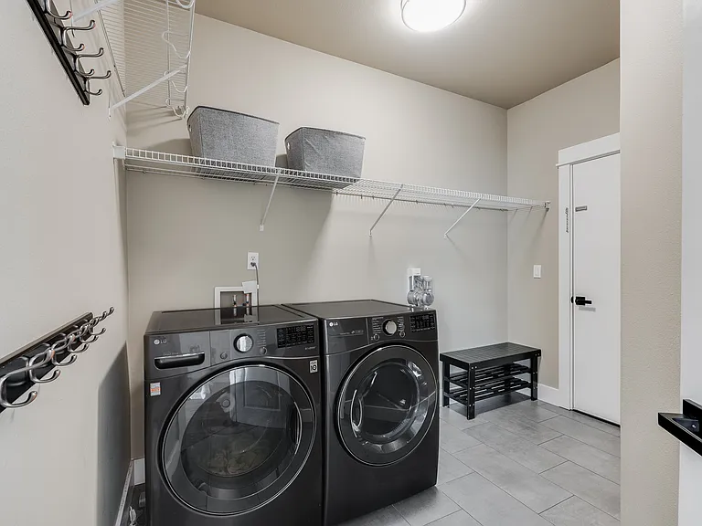 10217 NE 102nd St — Photo 14