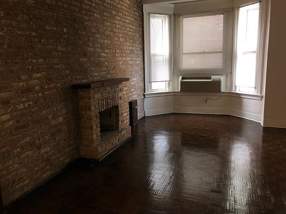 4th image of 2800 N Pine Grove Ave Suite 2
