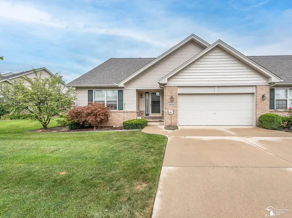 23578 Ashley Dr, Flat Rock, MI 48134