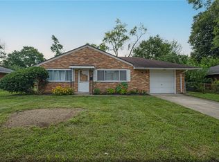 3852 Waterbury Dr, Dayton, OH 45439