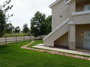 3770 Strawberry Field Grv APT B, Colorado Springs, CO 80906