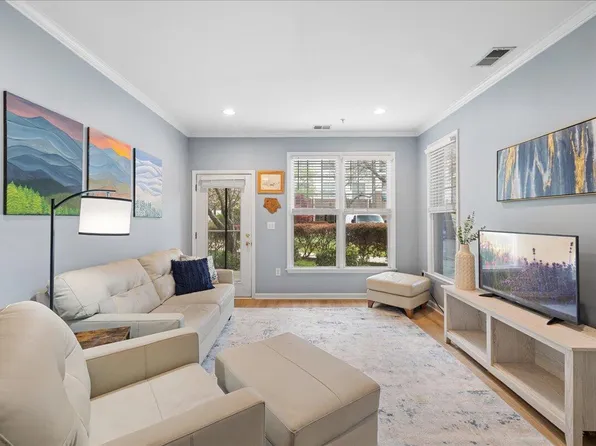 800 Moratuck Dr APT 108, Raleigh, NC 27604