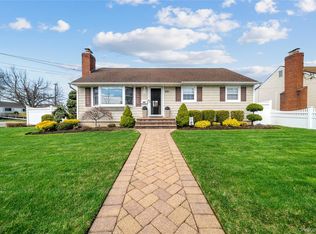 261 N 6th Street, Bethpage, NY