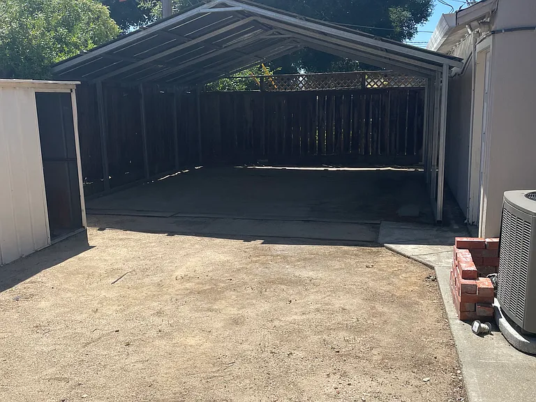 3172 San Clemente Ave — Photo 21