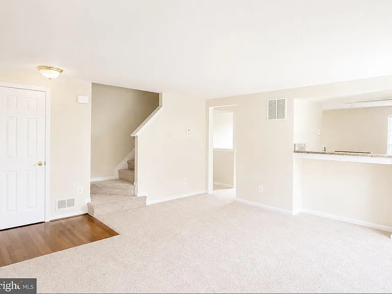3351 Canton Ct — Photo 12