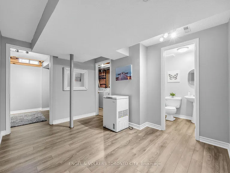15 Fulton Cres — Photo 15