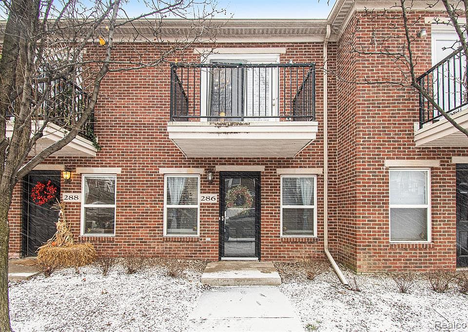 1st image of 286 E Palmer St #10