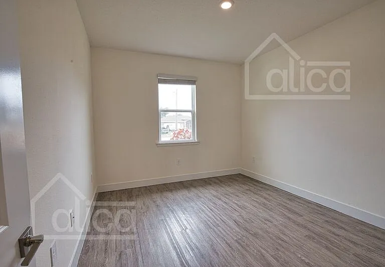 1159 Byxbee Ct — Photo 31