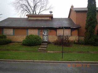 2010 Collett Ln, Flossmoor, IL 60422