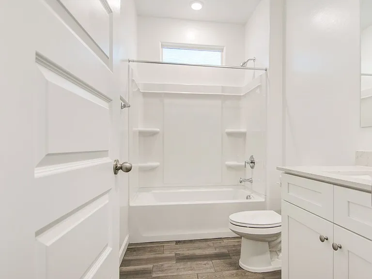 1749 W Stealth Ave — Photo 3