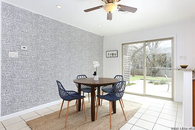 3 bed, 2.0 bath, 1321 sqft, $2,350 — Photo 3