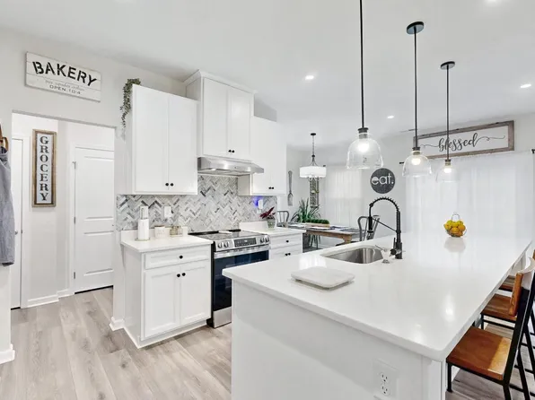 267 Crescita Ln, Clayton, DE 19938
