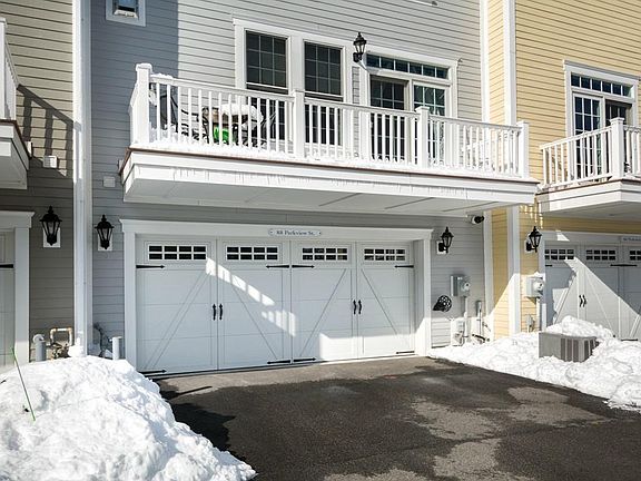3rd image of 88 Parkview St