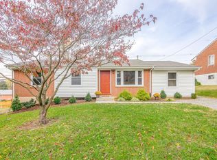 849 Dominion Ln, Salem, VA 24153