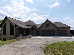 8984 County Road M, Larsen, WI 54947