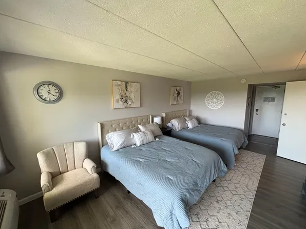 Cedar Lodge 201