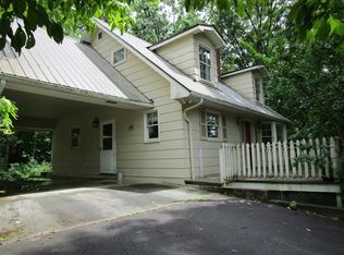 187 Windsong Ln, Franklin, NC 28734