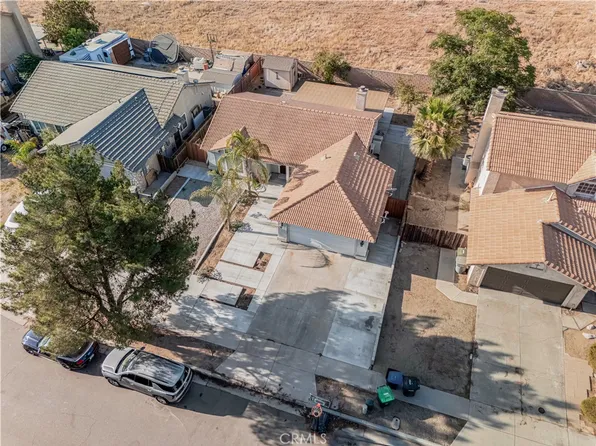 347 Columbine Ct, Perris, CA 92570