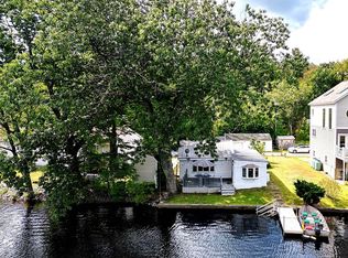 23 Channel Ln, Goffstown, NH 03045