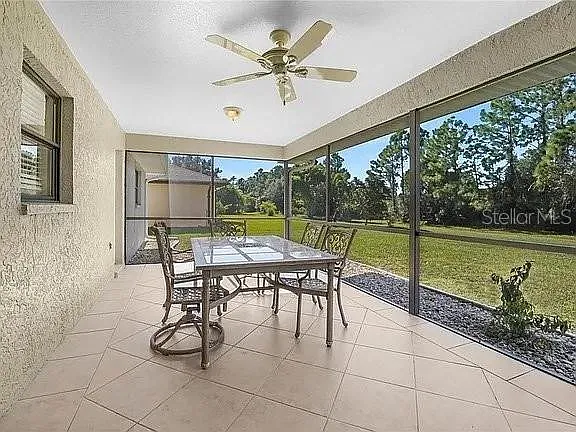 3 bed, 2.0 bath, 1445 sqft, $2,000 — Photo 2