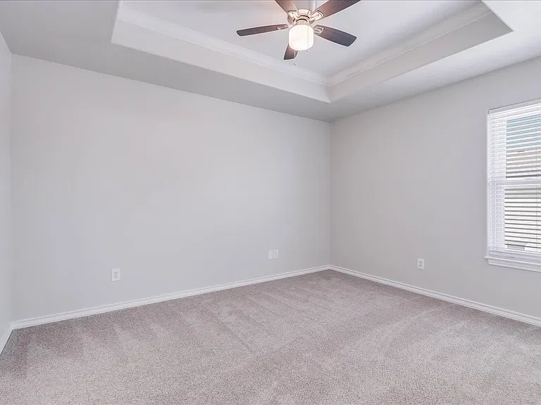 15513 Palmira Ave #B — Photo 21