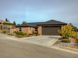 1225 Lombard Trl, Redding, CA 96001