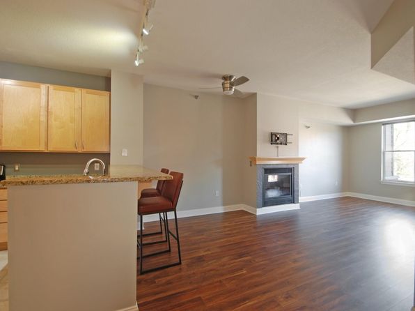 620 Main St N APT 215, Stillwater, MN 55082