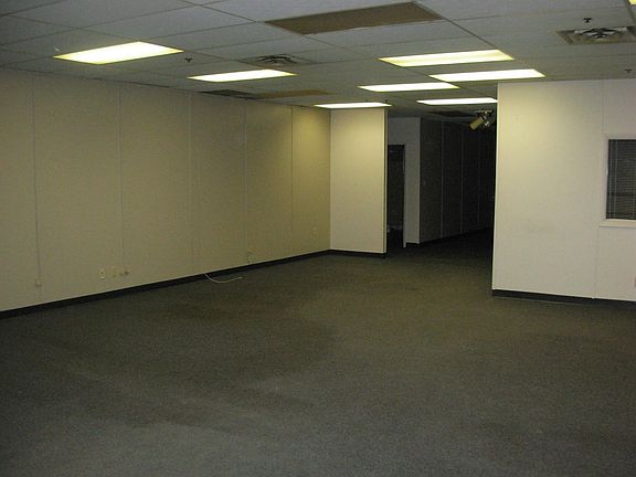 2nd image of 7711 Records St
