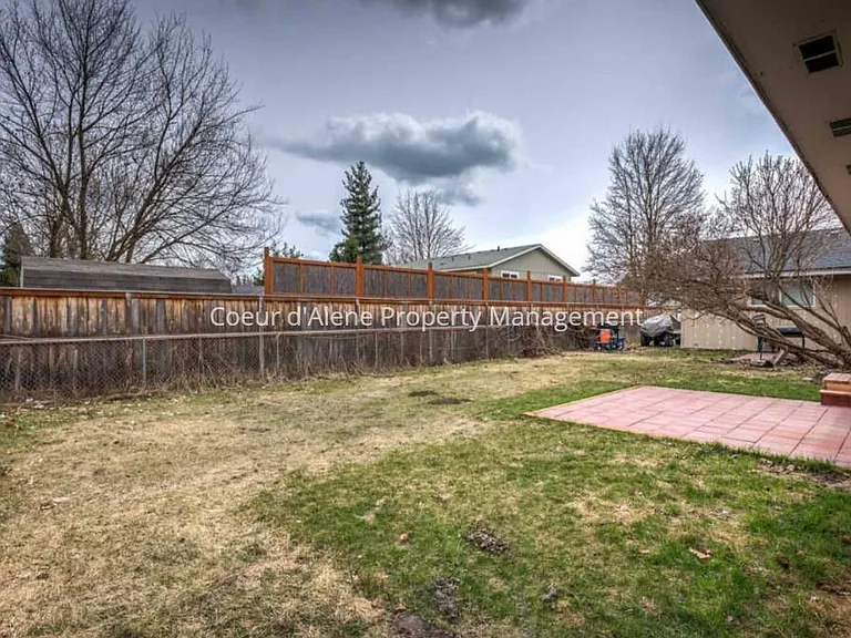 10230 N Hillview Dr — Photo 20