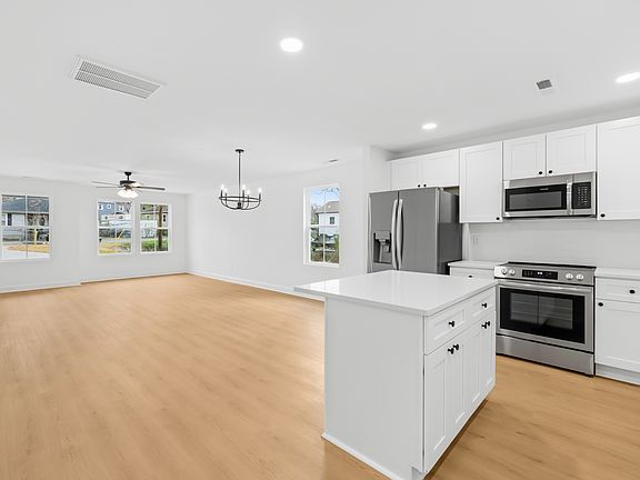 5th image of 97 Crescent Ave #A