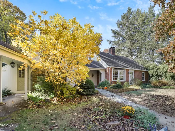 345 Miller Ave, Sheffield, MA 01257