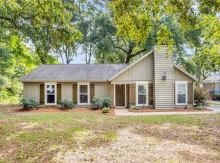 2137 Woodlea Dr W, Mobile, AL 36695