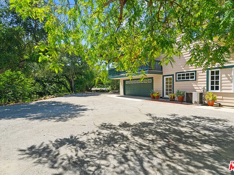 20912 Fontaine Rd — Photo 38