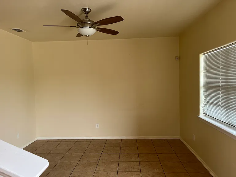 R & N PROPERTIES LLC — Photo 40