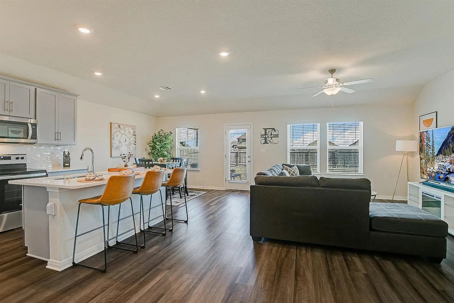 110 Santo Spirit Rd — Photo 4
