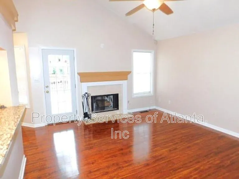 4910 Baker Ridge Pl — Photo 8