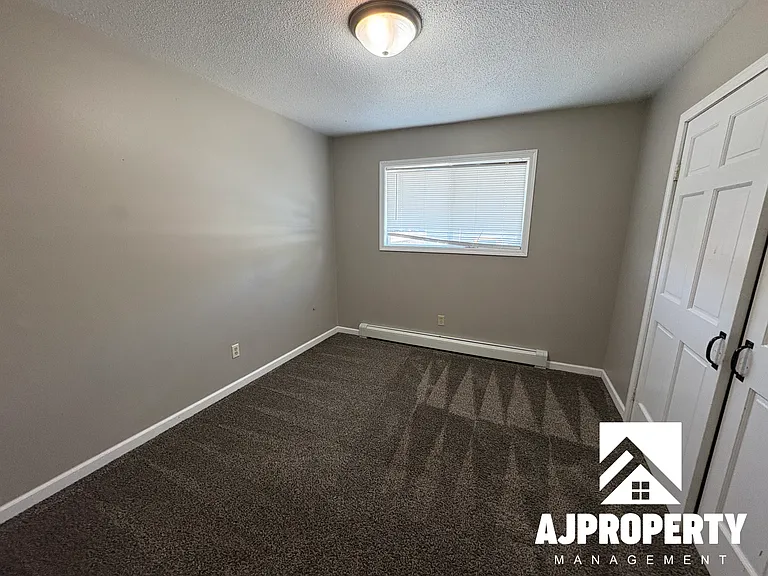 3309 S Elmwood Ave #2 — Photo 7