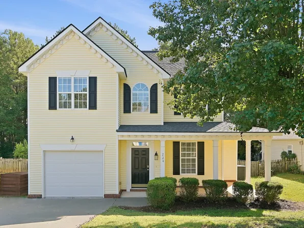 224 Stansbury Ln, Clayton, NC 27527