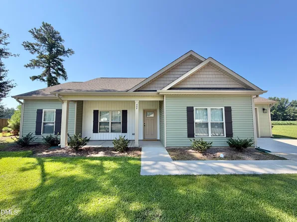 404 S Eastwood Dr, Benson, NC 27504