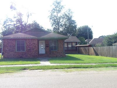 104 S Live Oak St, McComb, MS, 39648