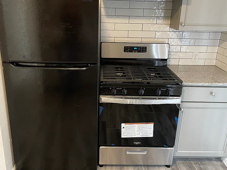 40 W Beverly Dr — Photo 3
