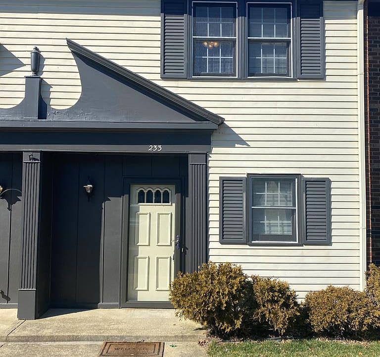 1st image of 233 Saint Clair Dr