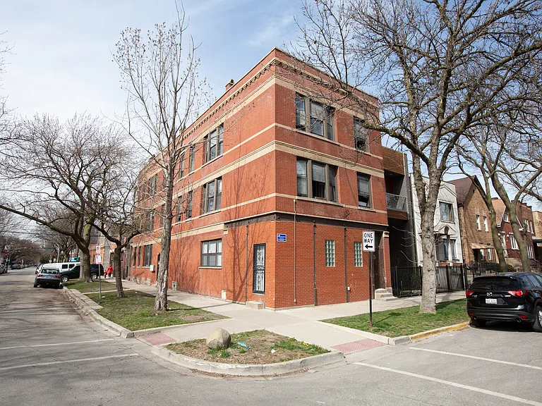 2558 W. Superior St. — Photo 2