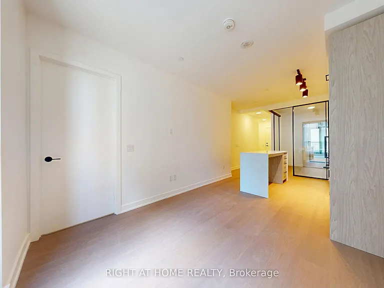 91 Montclair Ave #837 — Photo 8
