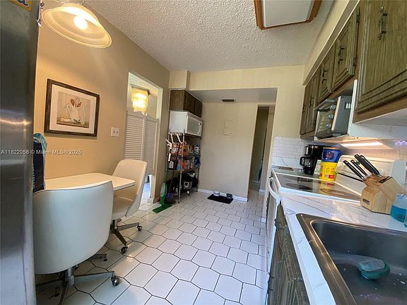 2nd image of 3801 Environ Blvd APT 212