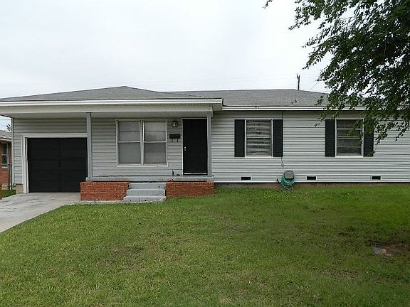 5th image of 3817 NW Columbia Ave