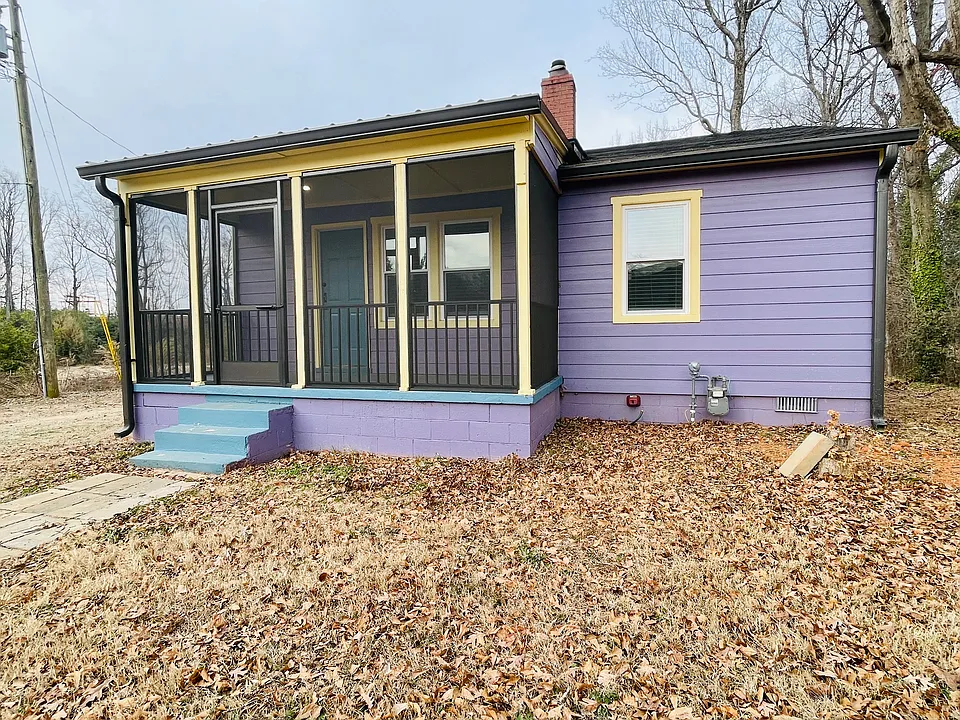 218 Old Piedmont Hwy #B